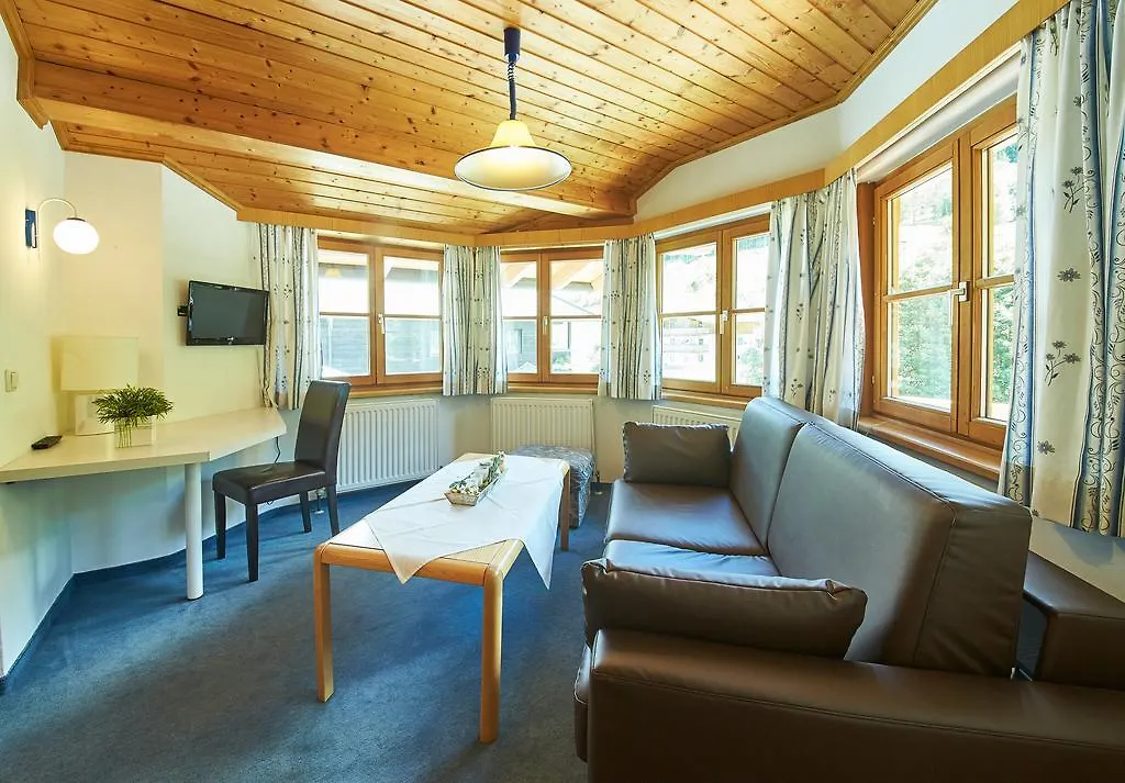 Landhaus Felix Holiday home Saalbach-Hinterglemm