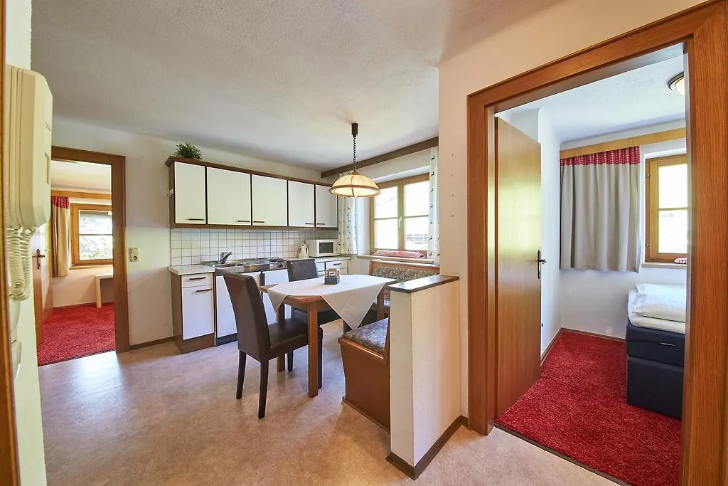 Landhaus Felix Holiday home Saalbach-Hinterglemm Austria